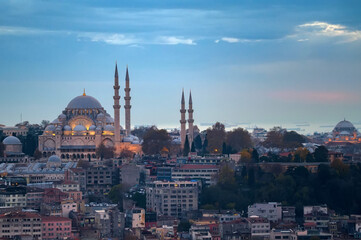 Fototapeta na wymiar The beautiful twilight view on Suleymaniye Mosquei Istanbul, Turkey