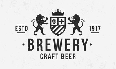 Obraz premium Beer Crest. Craft Beer vintage logo. Brewery logo with heraldic lions and grain texture. Trendy hipster design. Logo, Poster for pub, restaurant, steak house, beer house. Vector illustration