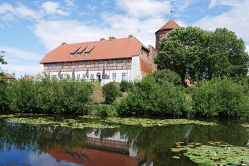 Fototapeta na wymiar Alte Burg in Neustadt-Glewe in Mecklenburg und Vorpommern
