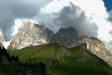 Fototapeta premium landscape with clouds and mountains,mountain, landscape, nature, sky,beautiful, grass, rocks, dolomites,travel, peak, green, view, panorama, scenic