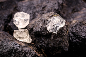 Petalite, petalite or castorite is an important mineral for obtaining lithium, battery industry, lithium source