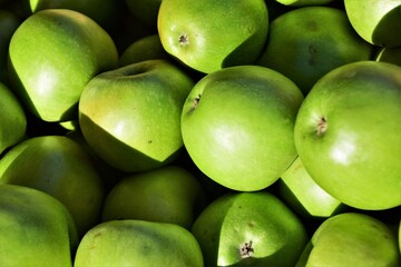 green apples background