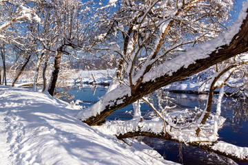 Piękna zima w malowniczym miasteczku Supraśl, Podlasie, Polska