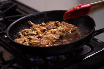 Instructional image for how to cook Vegan Mushroom Polenta