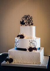 Elegant Three tier wedding cake