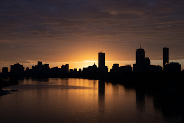 Fototapeta na wymiar Empty Charles river in Boston during sunrise