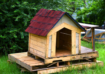 Shingled Dog House on Pallet