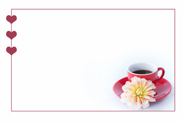 ダリアの花と赤いコーヒーカップに入れたコーヒーのハートフレーム