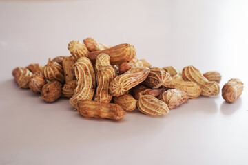 Saffron seeds for cooking and eating have vitamins.