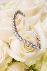 bracelet to wear for wedding