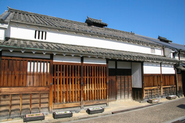 大阪富田林 古い木造家屋が残る寺内町 Wall Mural Wallpaper Murals 木村 亨 大阪富田林 古い木造家屋が残る寺内町 Wall Mural Wallpaper Murals 木村 亨