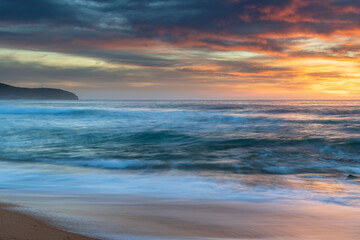 Fototapeta premium High cloud beautiful sunrise seascape