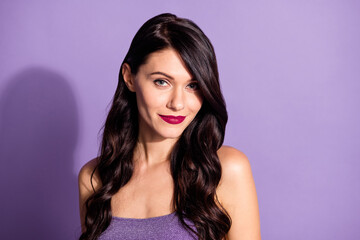 Naklejka premium Photo portrait of lovely girl isolated on vivid purple colored background