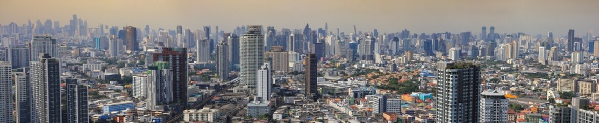 Fototapeta na wymiar Panorama aerial view of downtown urban area of Bangkok for cityscape and development concept