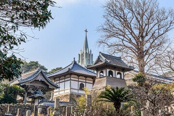 寺院と教会の見える道（冬）　平戸ザビエル記念教会と瑞雲寺　長崎県平戸市　The road where you can see temples and churches(winter)　Nagasaki-ken Hirado city