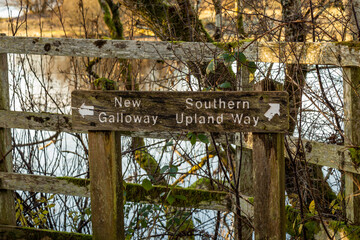 Countryside sign showing directions to New Galloway and the Southern Upland Way