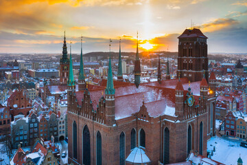Beautiful old town of Gdansk with Saint Mary Basilica at sunset, Poland © Patryk Kosmider