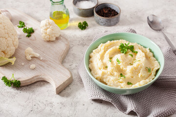 mashed cauliflower with butter. ketogenic paleo diet side dish