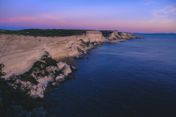 Fototapeta na wymiar Sunset on the cliffs of Bonifacio in October.
