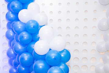 ROUND TABLE PARTY BIRTHDAY EVENT BALLOON STAGE DECORATION WITH EMPTY BANNER 