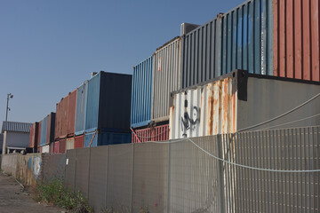 Deposito container