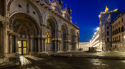 Fototapeta na wymiar Venezia basilica di san Marco