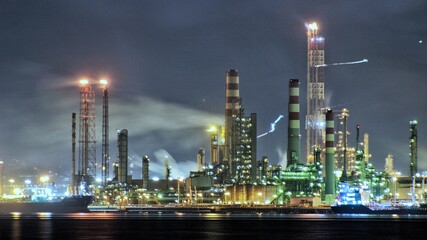 Plakat oil refinery at night, korfez kocaeli turkey