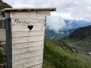 Panorama-Klo - Panorama loo on the mountain top