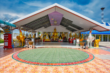 Chachoengsao, Thailand, September 4, 2020 : Wat Khlong Chao, With a large Buddha image The name of Luang Pho Thanjai.