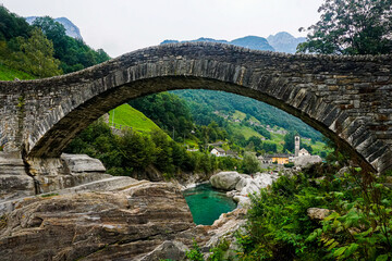 Fototapeta na wymiar View from the Ponte dei Salti to Lavertezzo, Switzerland