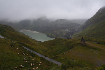 Fototapeta premium Herbst auf der Großglockner-Hochalpenstraße 