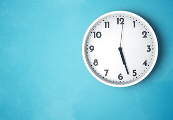 05:27 or 17:27 wall clock time