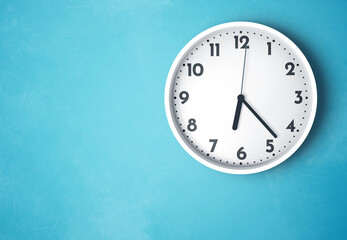 06:23 or 18:23 wall clock time
