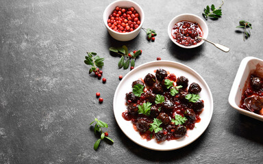 Meatballs with cranberry sauce