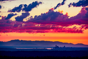 spectacular seattle sunset