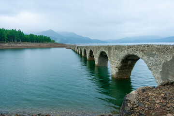 Obraz premium 上士幌町 タウシュベツ川橋梁