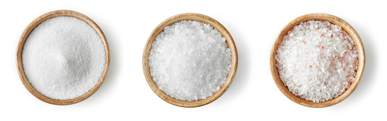 Fototapeta na wymiar wooden bowl of salt