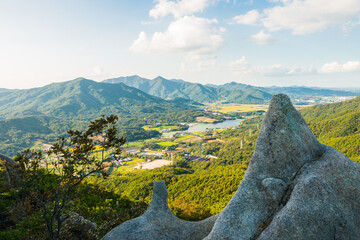 용봉산 풍경
