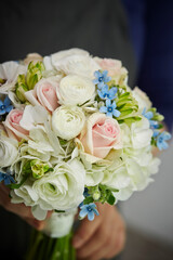 wedding bouquet of roses