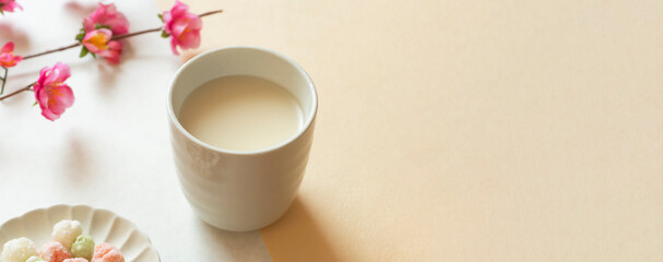 Obraz na płótnie Canvas Japanese drink, Amazake. 日本の飲み物。甘酒。