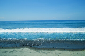 海の波

