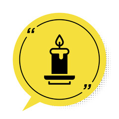 Obraz premium Black Aroma candle icon isolated on white background. Yellow speech bubble symbol. Vector.