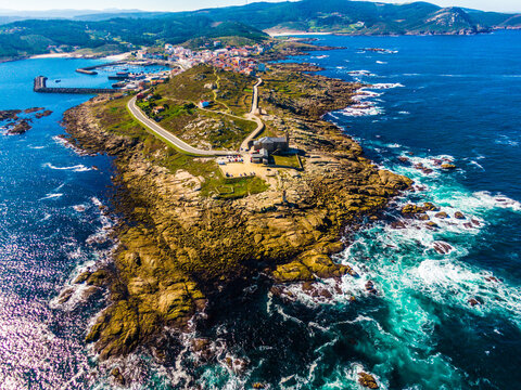 Mux&iacute;a, Santuario da virxen da Barca