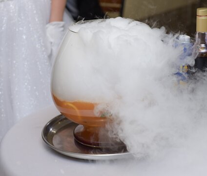 Creation Of A Cocktail With Liquid Nitrogen. Smoke Cocktail