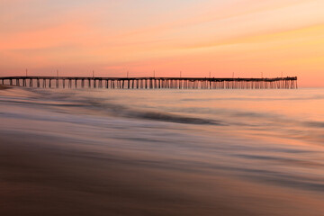 Fototapeta na wymiar dramatic seascape image of Virginia Beach in summer