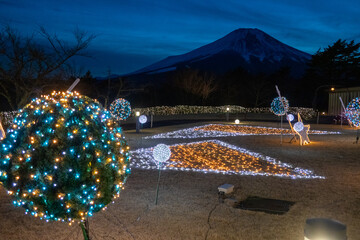 イルミネーションと富士山のシルエット　mount Fuji and beautiful illuminations