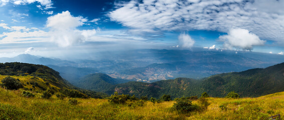 Fototapeta na wymiar Inthanon mountain national park at Chiangmai, Thailand