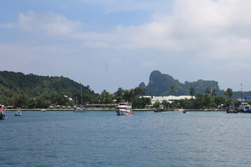 Mountains in the sea