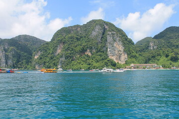 Mountains in the sea