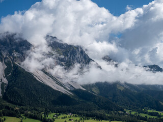 Schönes Alpenpanorama - Blick vom Rittisberg zum Dachstein